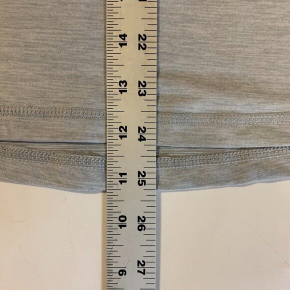 Vuori Women's Lux Performance Racerback Outdoor Athletic Yoga Tank Size M - Picture 10 of 10